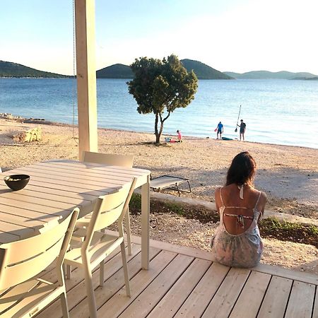 Buqez Eco Resort - Beachfront 20 & House 42 Drage Eksteriør bilde