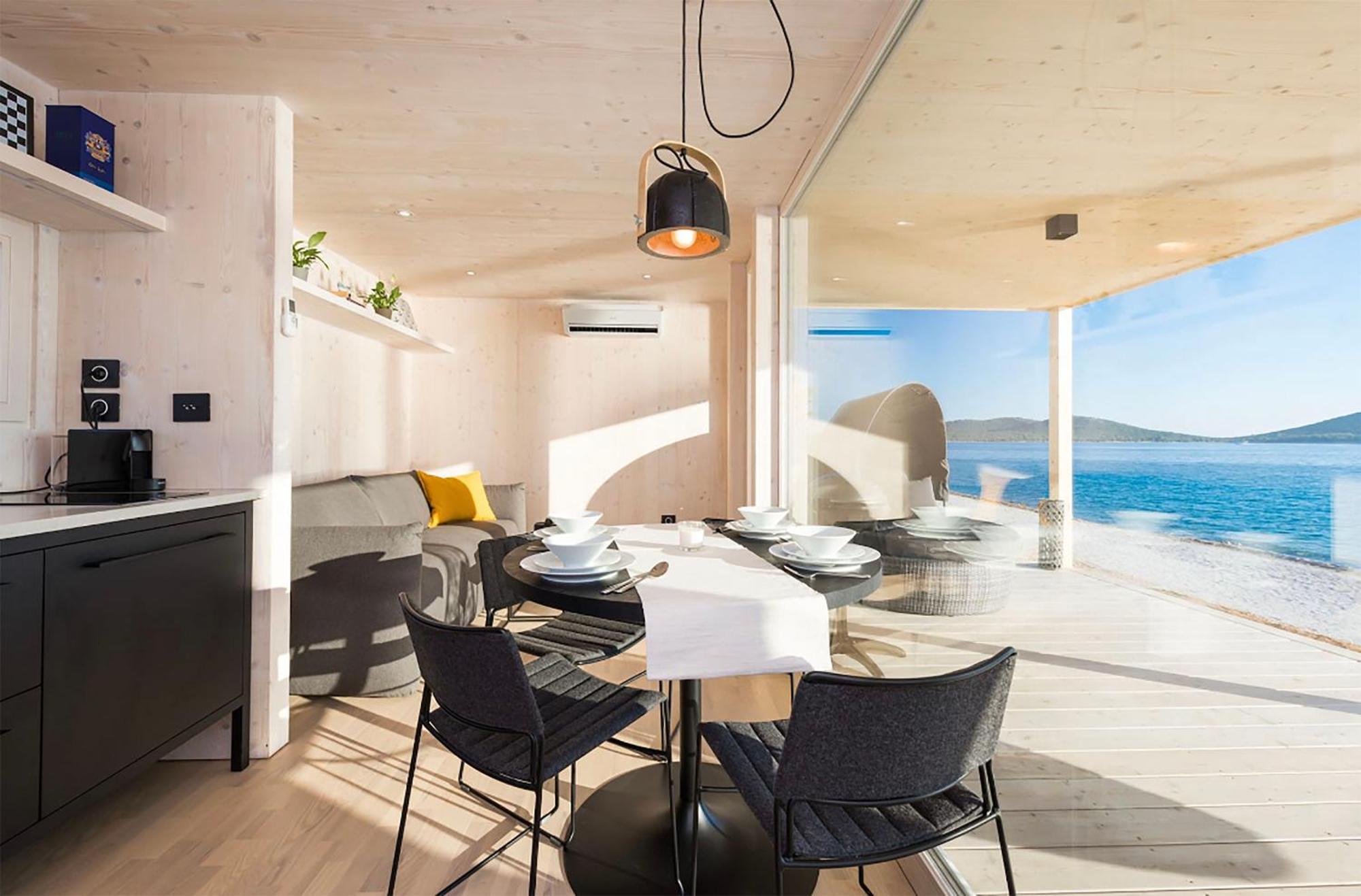 Buqez Eco Resort - Beachfront 20 & House 42 Drage Rom bilde