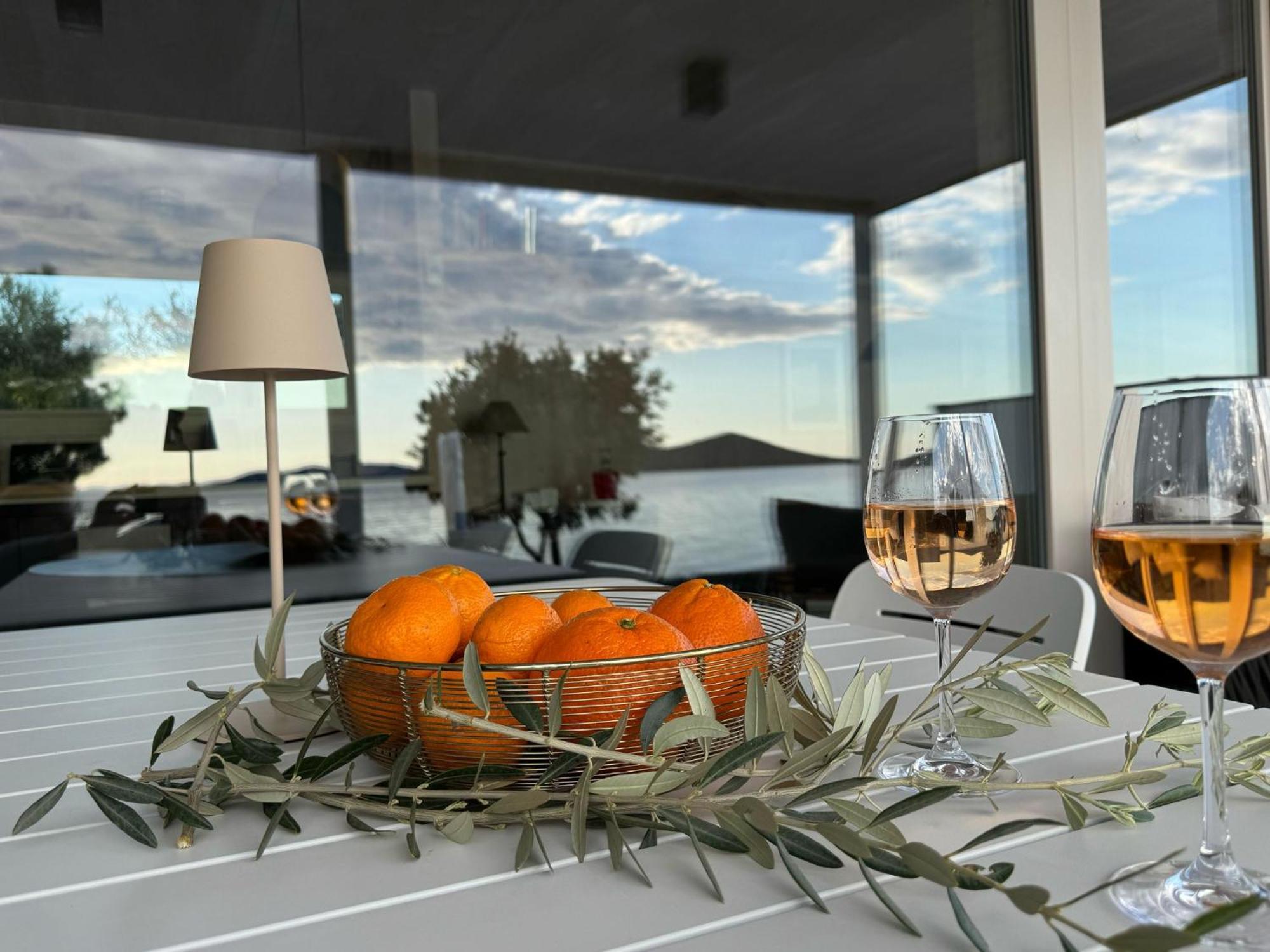 Buqez Eco Resort - Beachfront 20 & House 42 Drage Eksteriør bilde